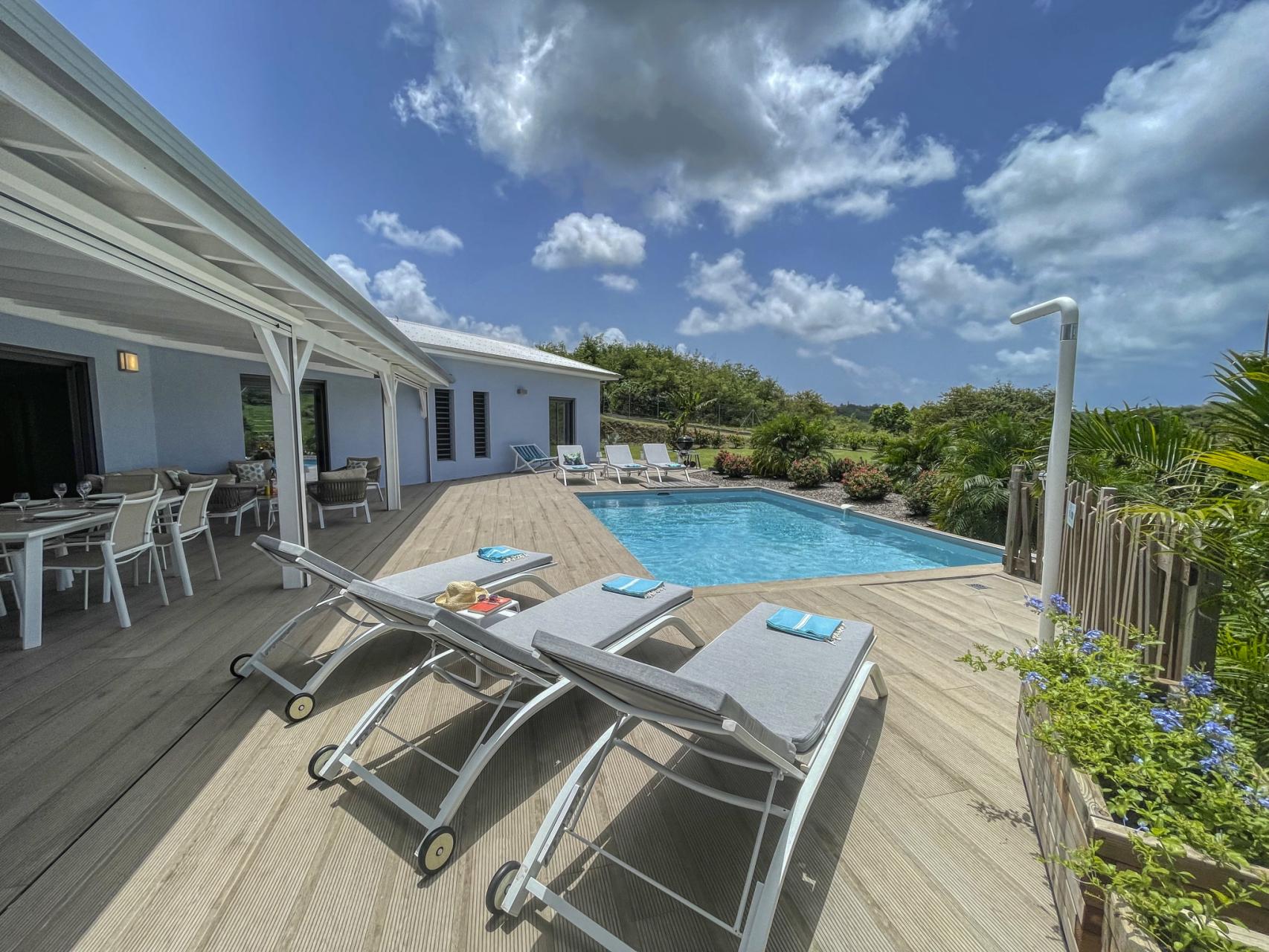 1.Location villa piscine Sainte Anne Guadeloupe_Piscine