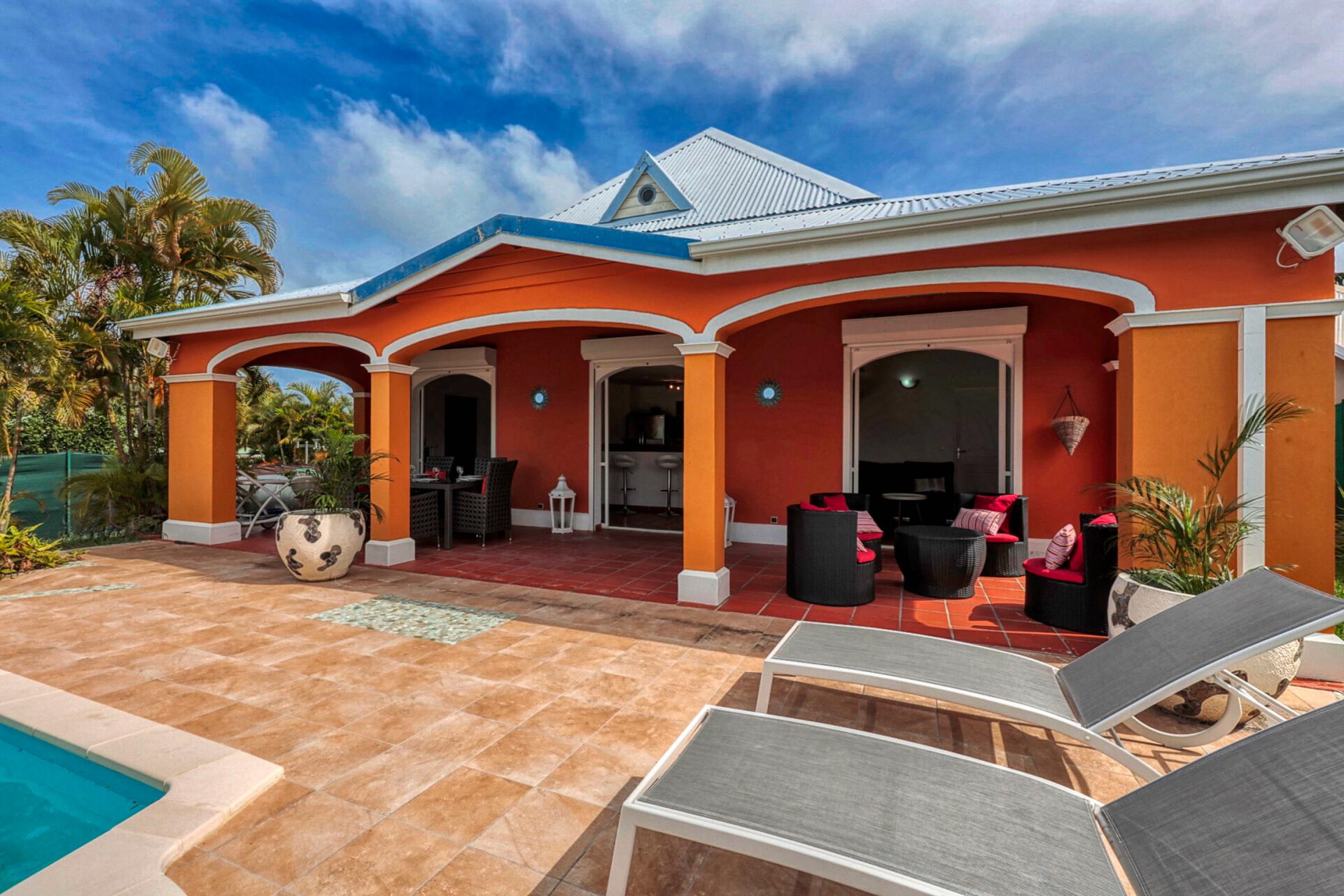 Location villa avec piscine en Guadeloupe - Terrasse