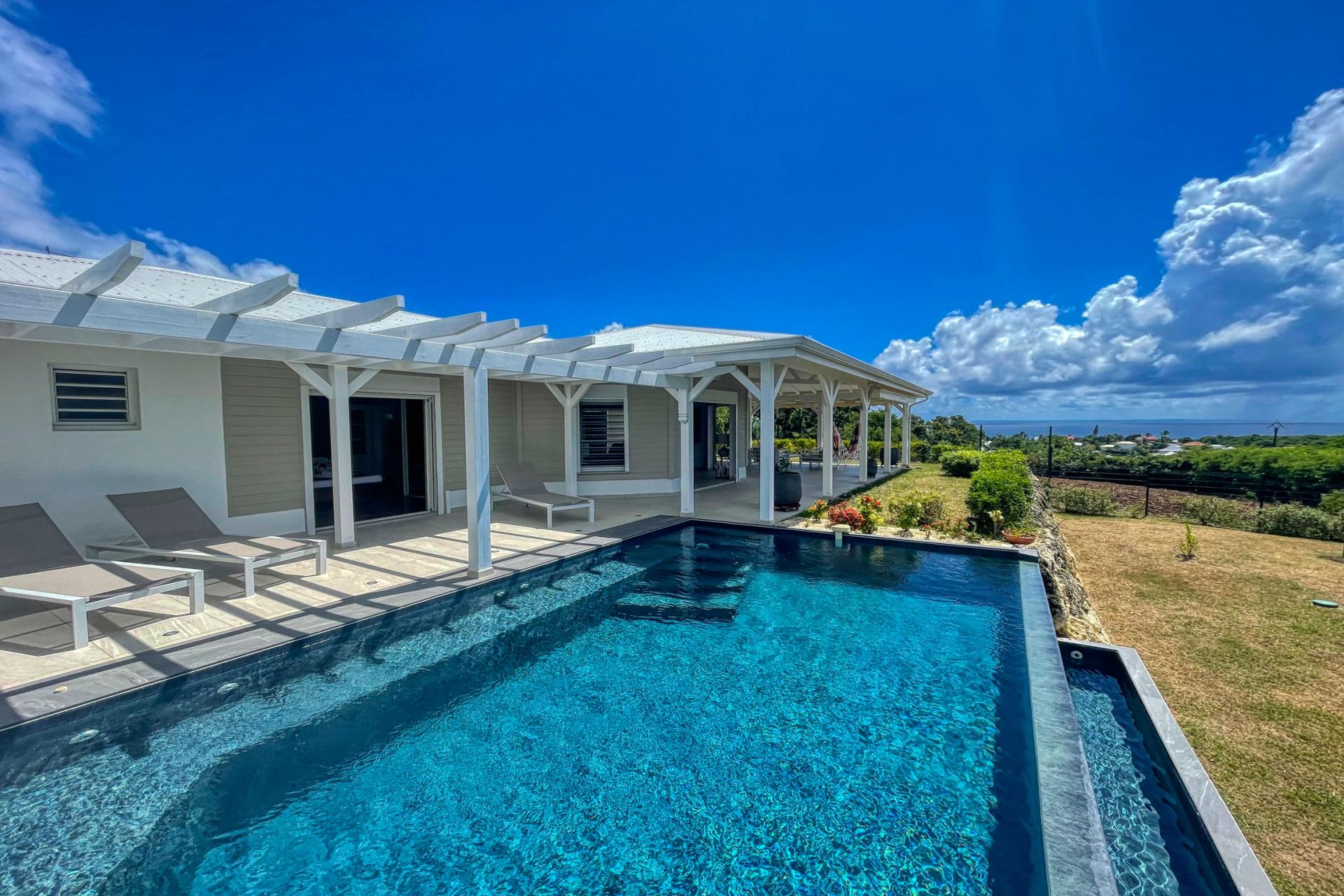 Villa en location en Guadeloupe Saint François - villa 2 chambres 4 personnes avec piscine