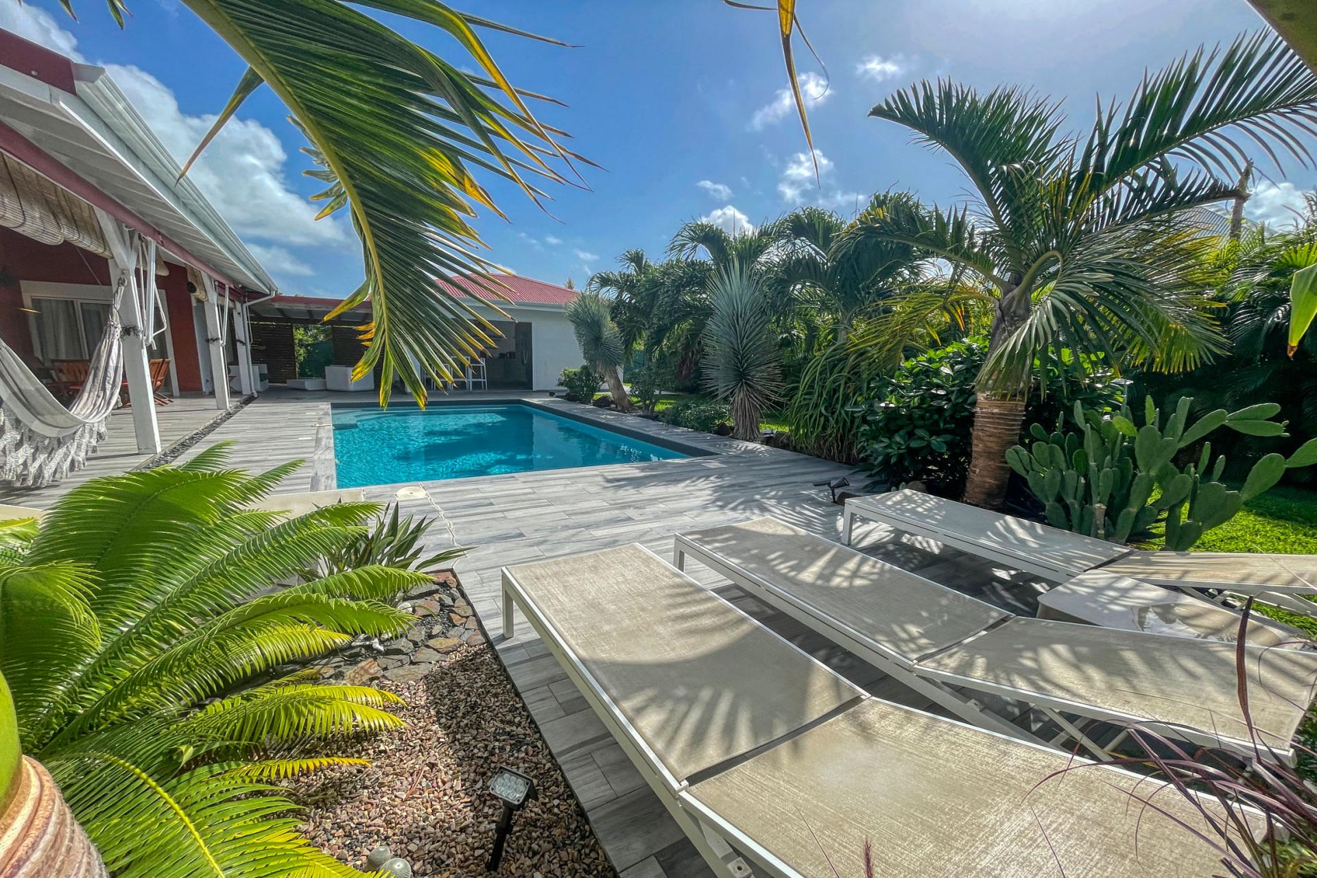 Location-villa-avec-piscine-Saint-François-Guadeloupe_Piscine