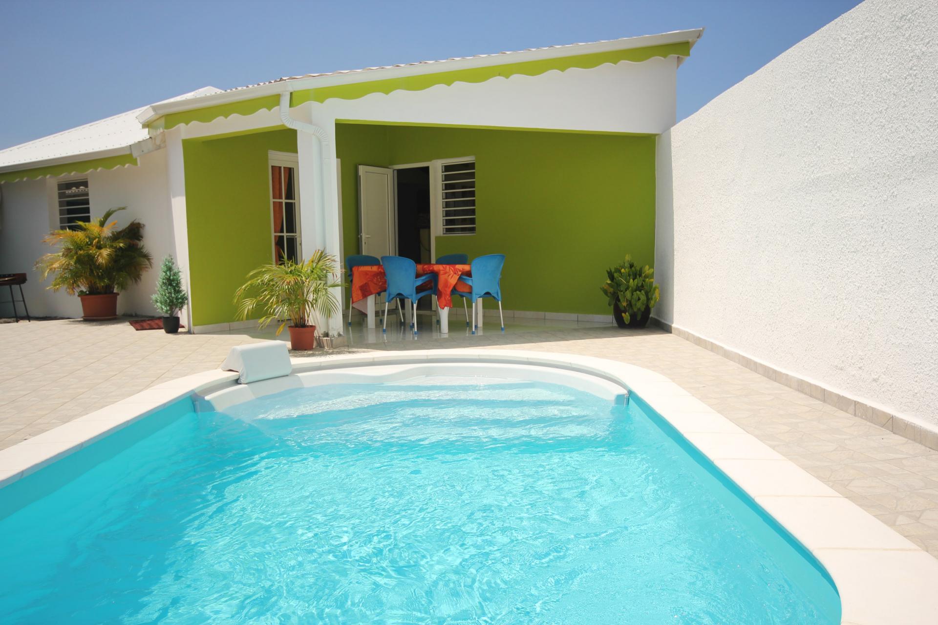 Location bungalow Guadeloupe piscine 4 personnes Saint - François