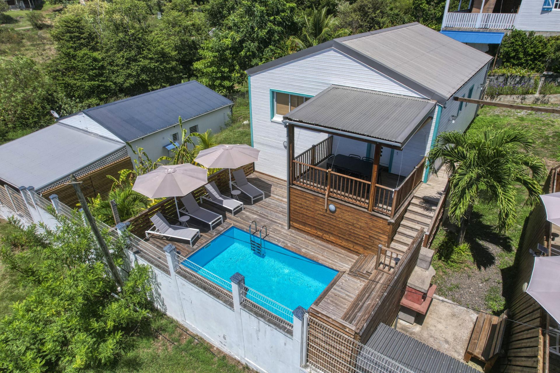 Location villa piscine vue mer Vieux Habitants Guadeloupe_Ensemble