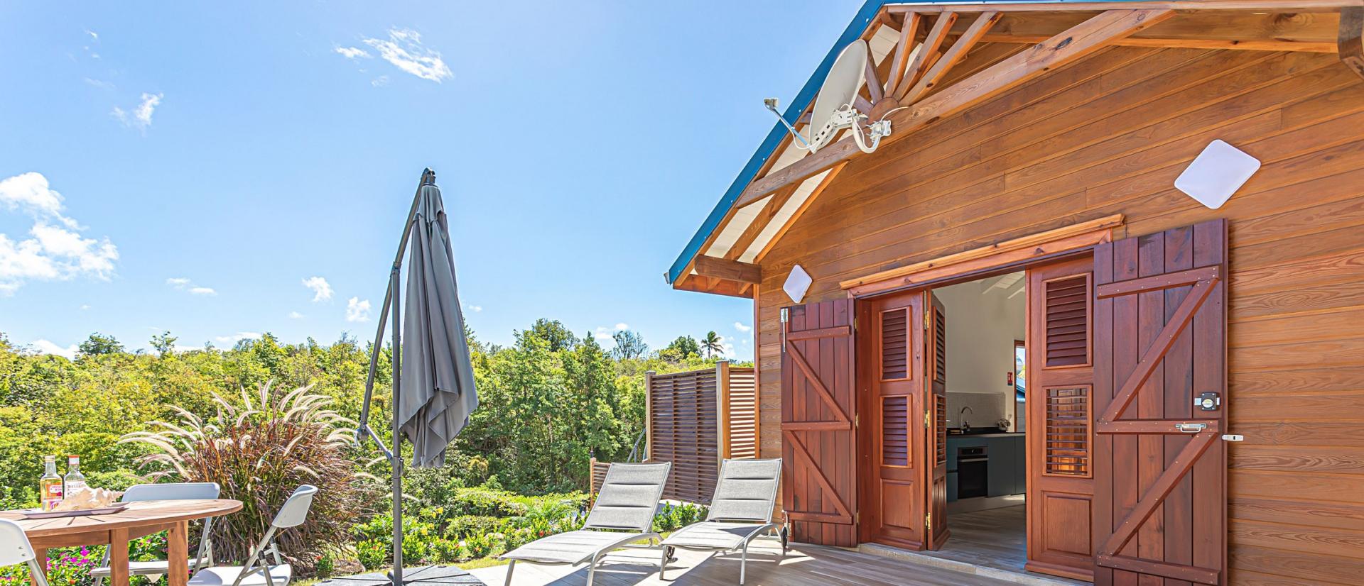 A louer Marie Galante Capesterre Guadeloupe bungalow 1 chambre 2 personnes avec jacuzzi