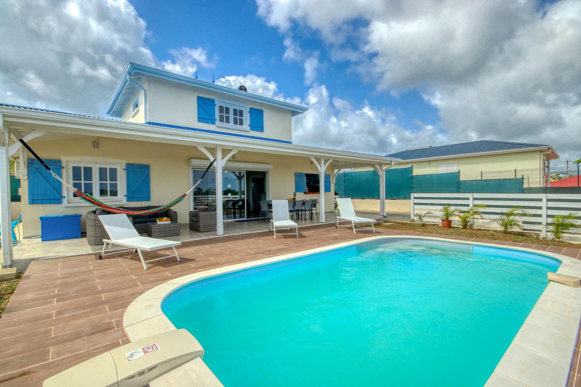 location villa Martinique 10 personnes vue mer piscine