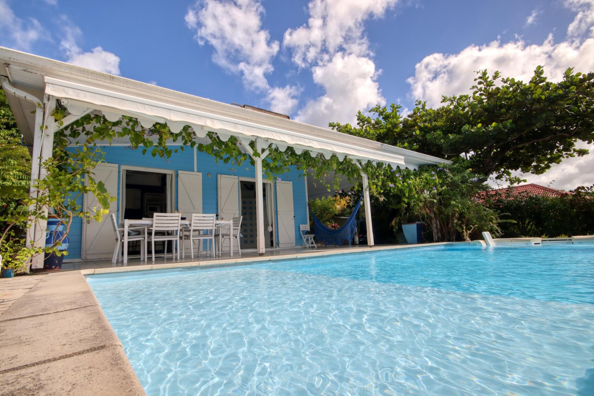 location de villa 4 personnes Martinique vue mer vue d'ensemble