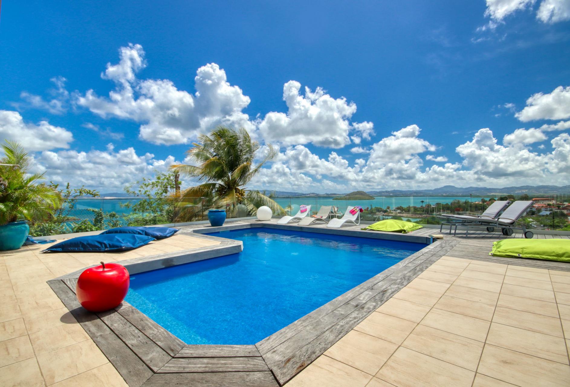 Luxury villa in Martinique - Pool and ocean view