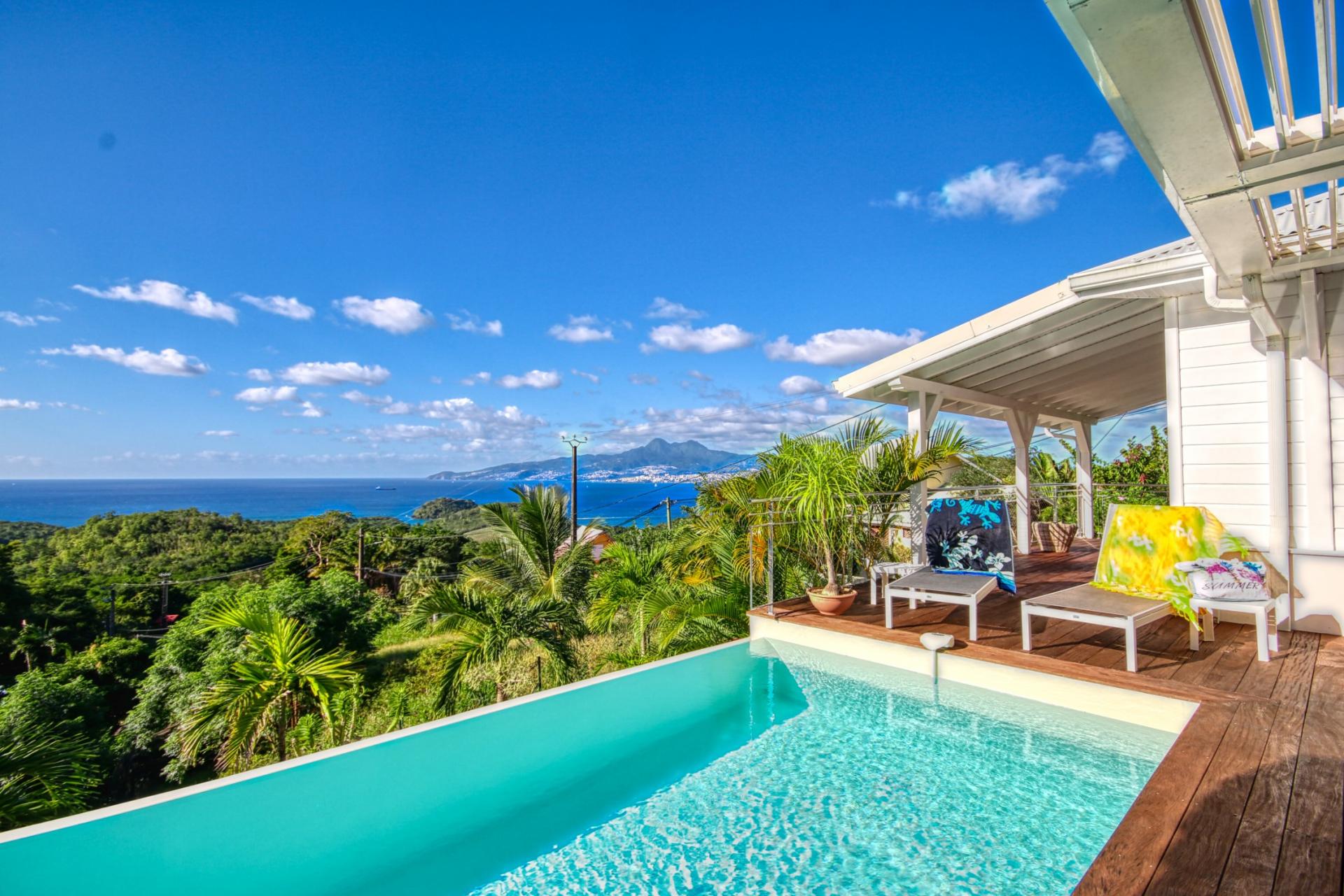 location villa de luxe martinique vue mer piscine 