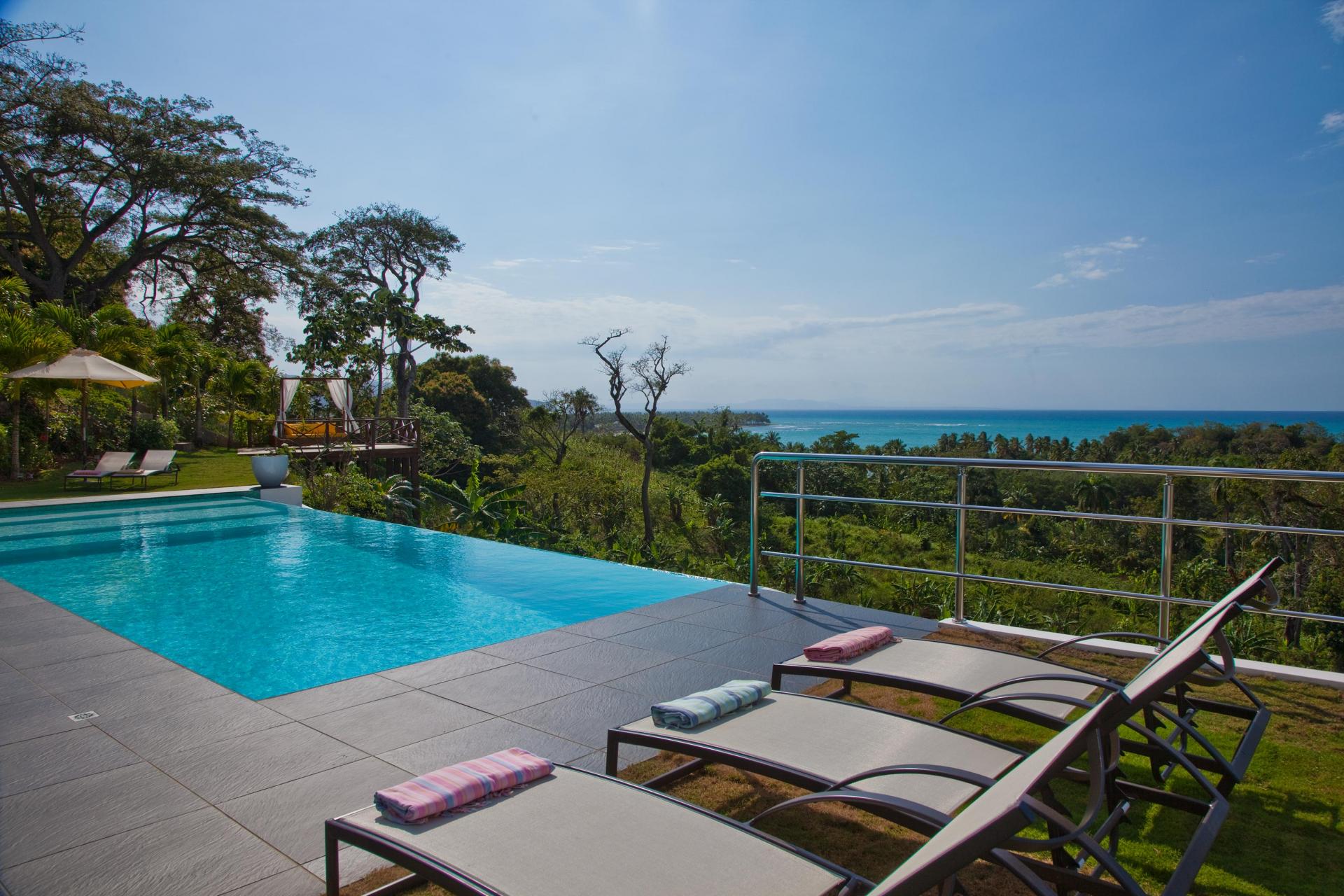 Location villa Las Terrenas - La piscine avec vue mer