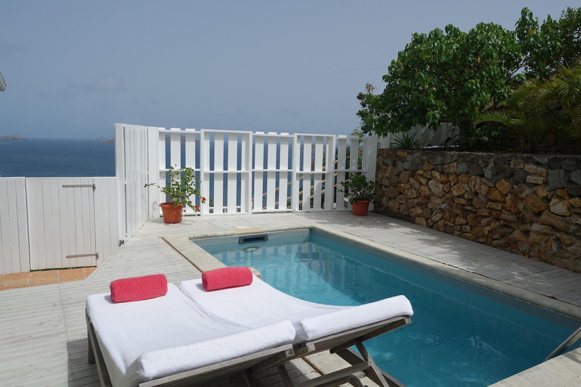 Location villa Pointe Milou - La piscine