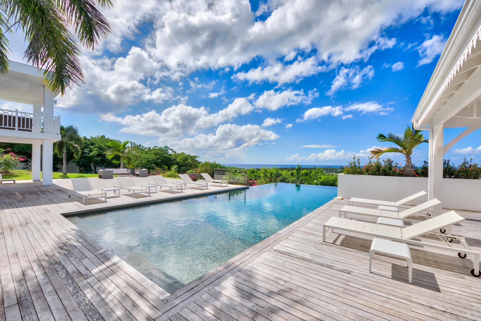 Luxury villa rentals St Martin - 6 bedrooms 15 guests