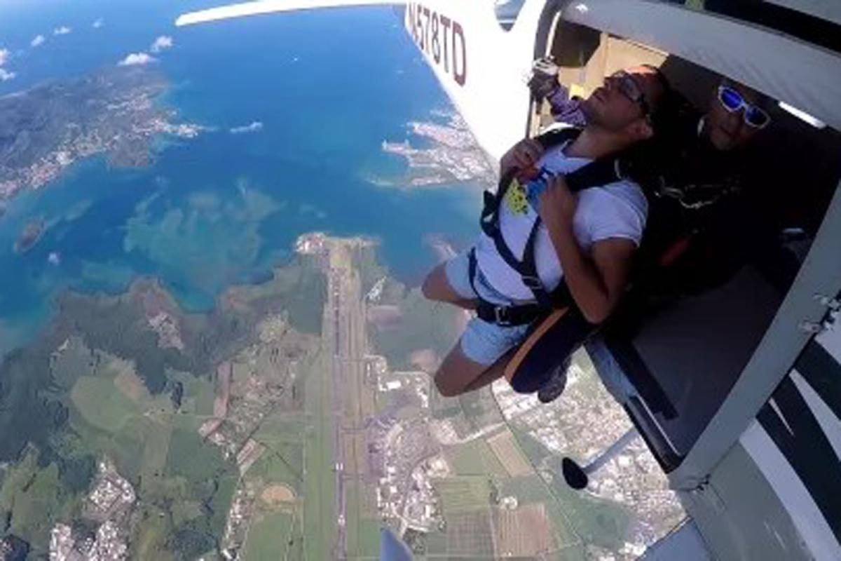 Le-grand-moment---Air-Colibri-Parachutisme-Petit-Format