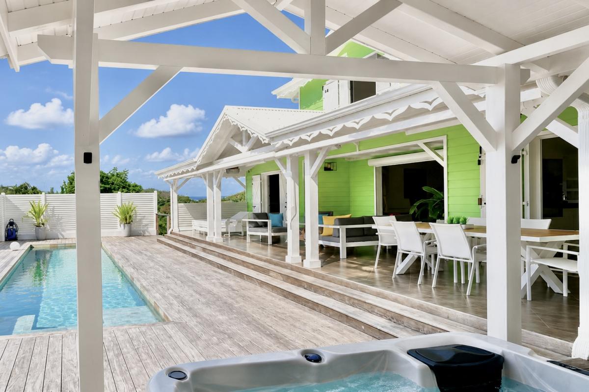piscine-privee-vue-mer-anse-5