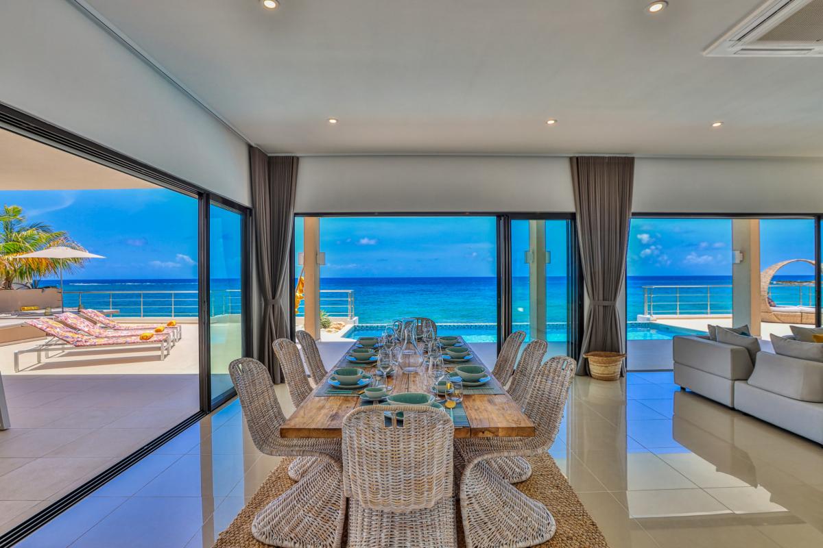 Location villa Alma 4 chambres 8 personnes avec piscine les pieds dans l'eau Beacon Hill Saint Martin