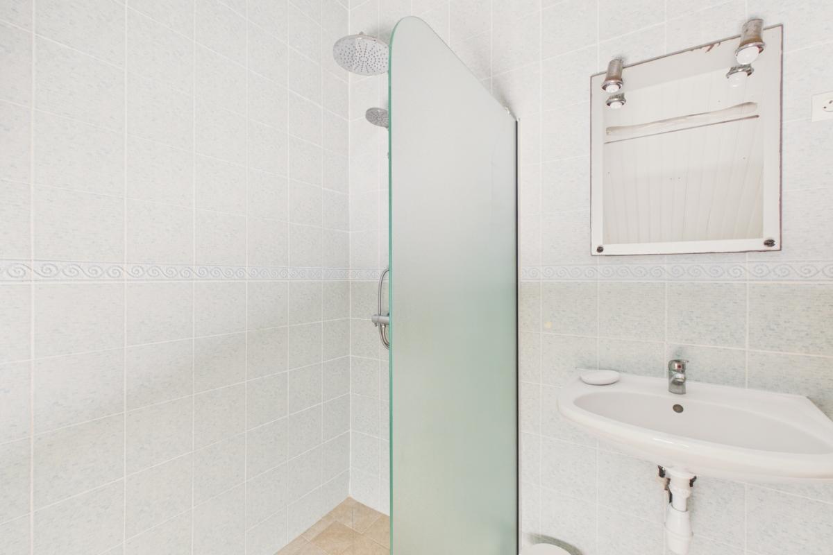 salle-douche-etage-independante