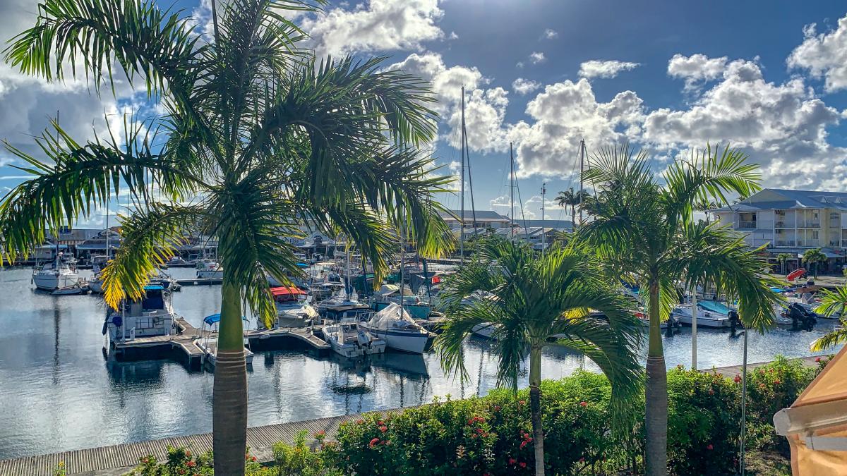 A louer sur la Marina de Saint François en Guadeloupe Appartement 1 chambre pour 2 personnes