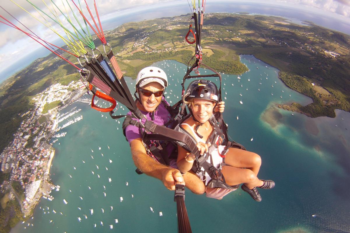 Martinique-Parapente-Eric-en-Excursions