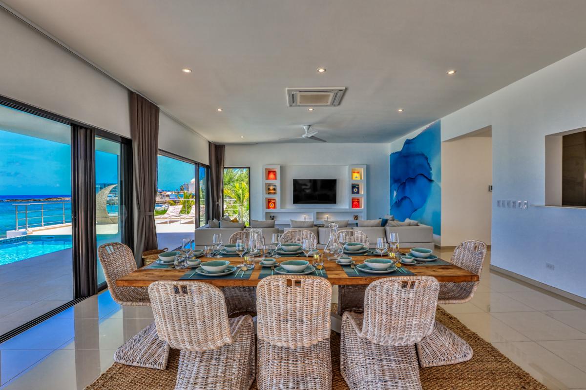 Location villa Alma 4 chambres 8 personnes avec piscine les pieds dans l'eau Beacon Hill Saint Martin