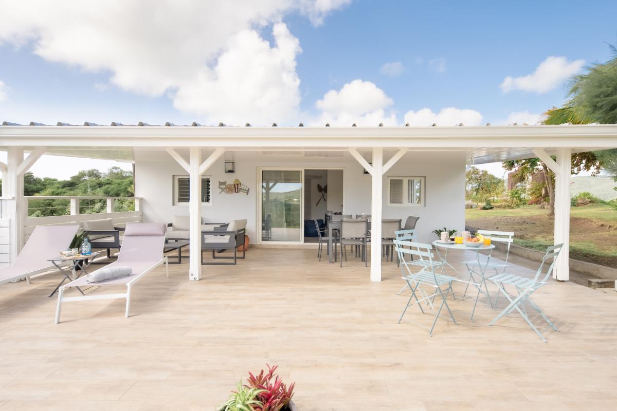 Location-vacances-sainte-anne-martinique-la-terrasse