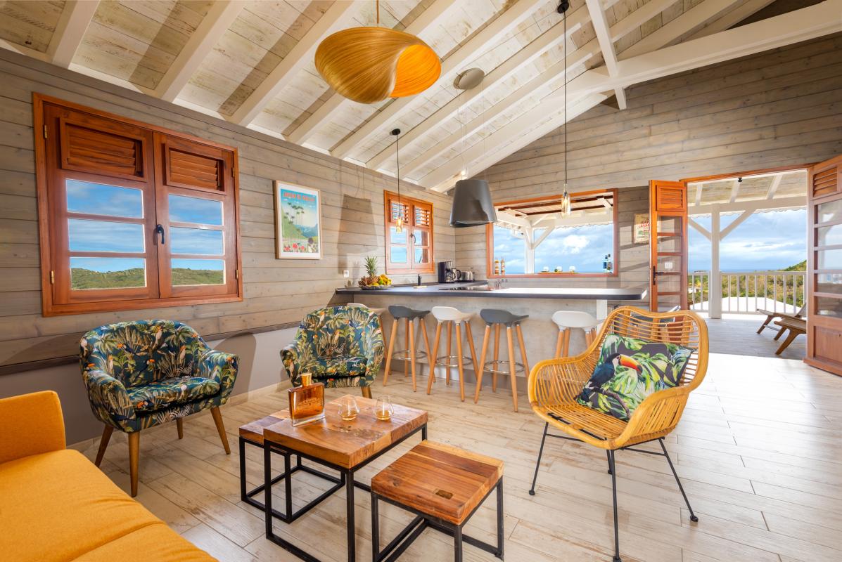 4-Location-martinique--Lodge-S_salon-et-cuisine