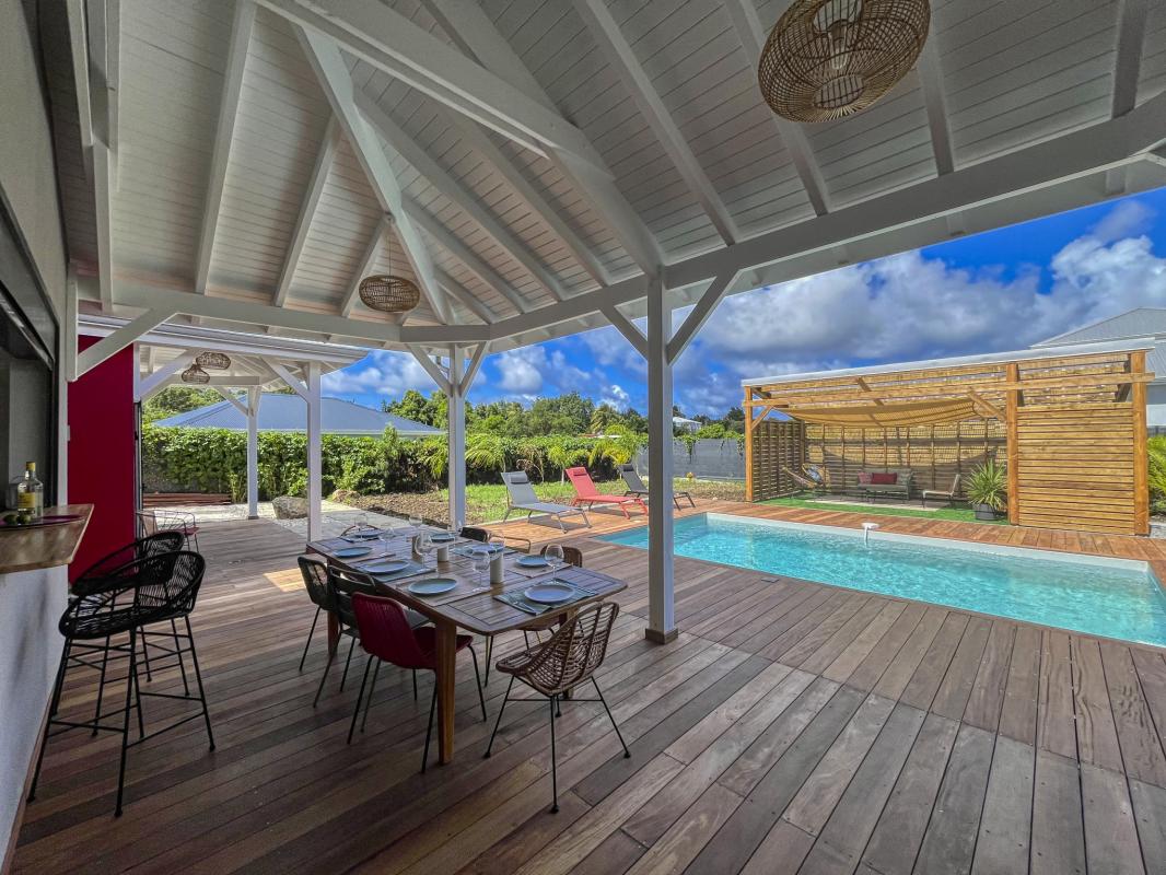 3.Location-villa-piscine-Saint-François-Guadeloupe_Piscine