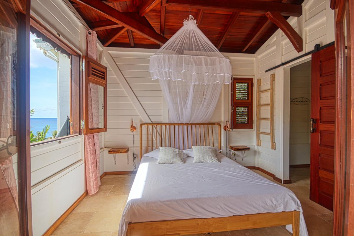 16-Location-villa-Martinique_Anses-d'Arlet_-chambre-1-vue