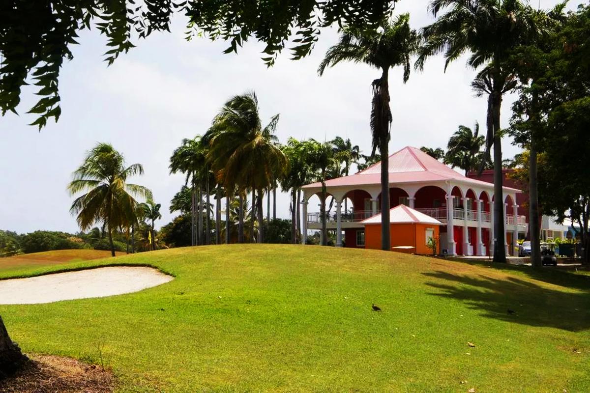 Le-Golf-Saint-François-en-Guadeloupe-par-Sportihome