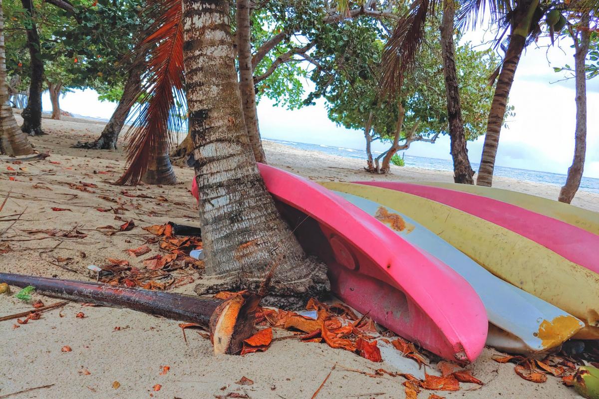 Antilles-Exception-Kayak-Bord-de-mer-Guadeloupe