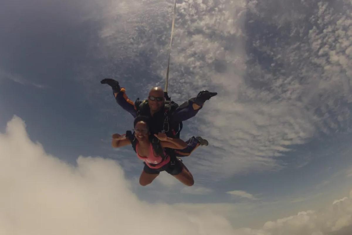 Chute-libre-avec-Air-Colibri-Parachutisme
