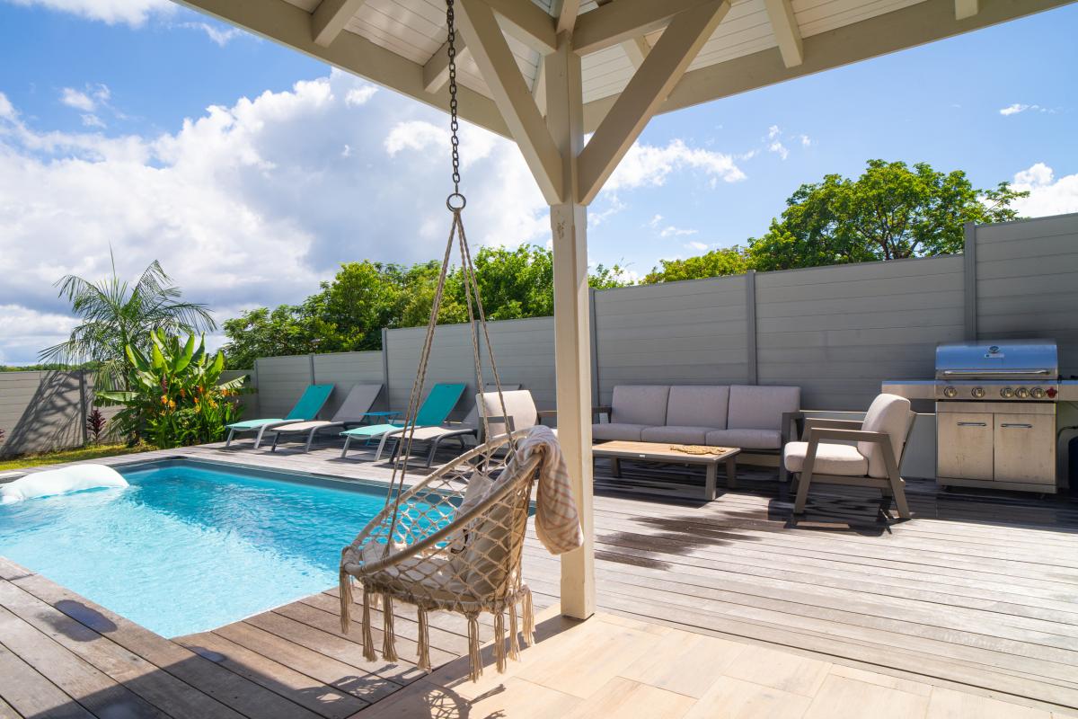 3-Location-villa-piscine-le-diamant-martinique-la-piscine