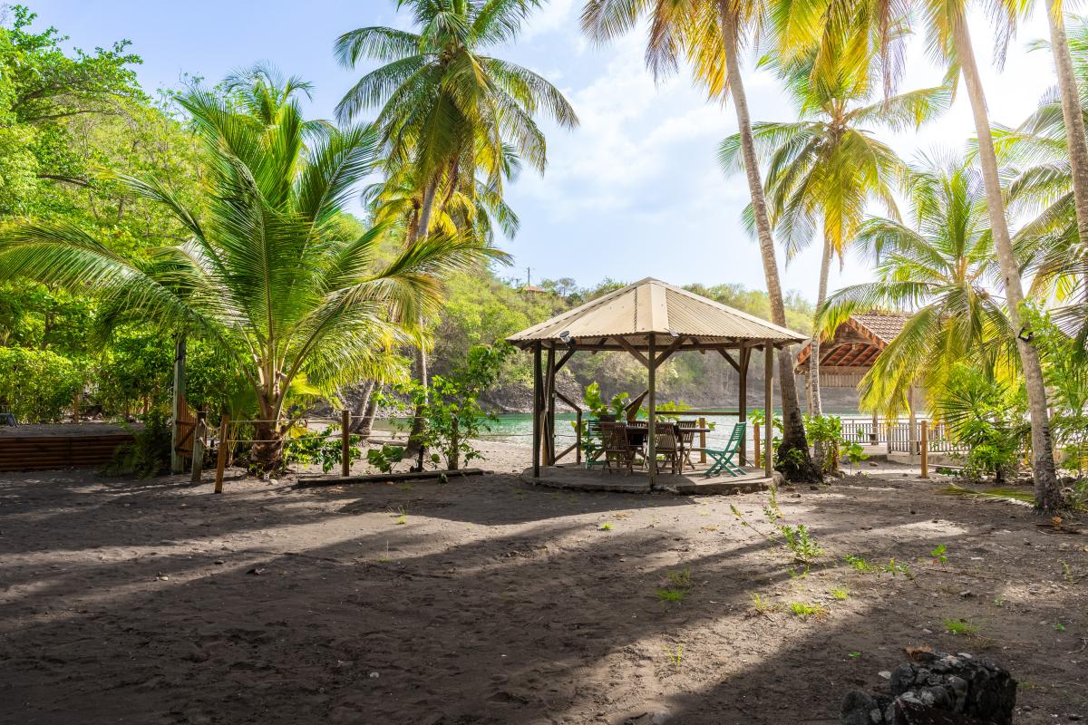 4-hebergement-sud-caraibe-anses-d-arlet-anse-noire-proche-plage-2