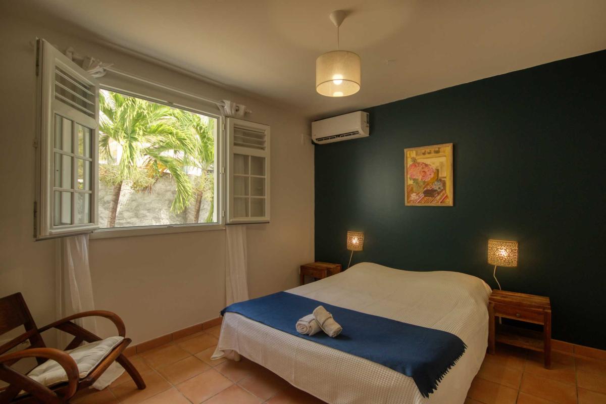 13-Location-villa-le-diamant-martinique-plage-à-pied_chambre-1