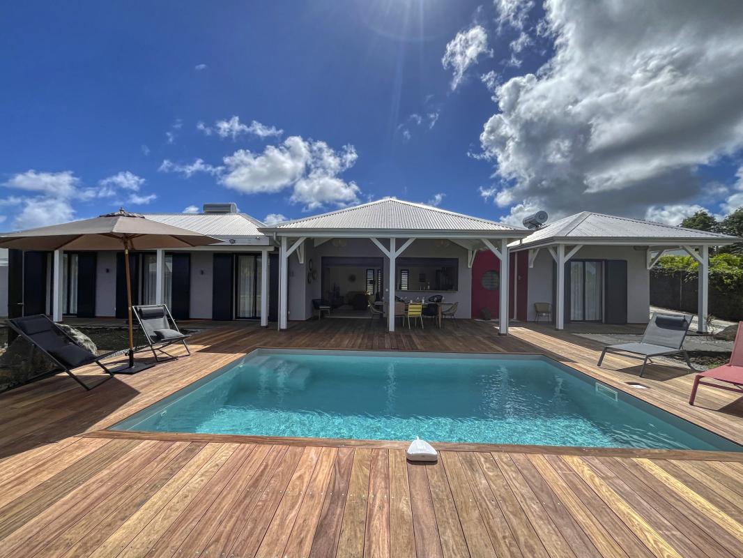 6.Location-villa-piscine-Saint-François-Guadeloupe_Piscine