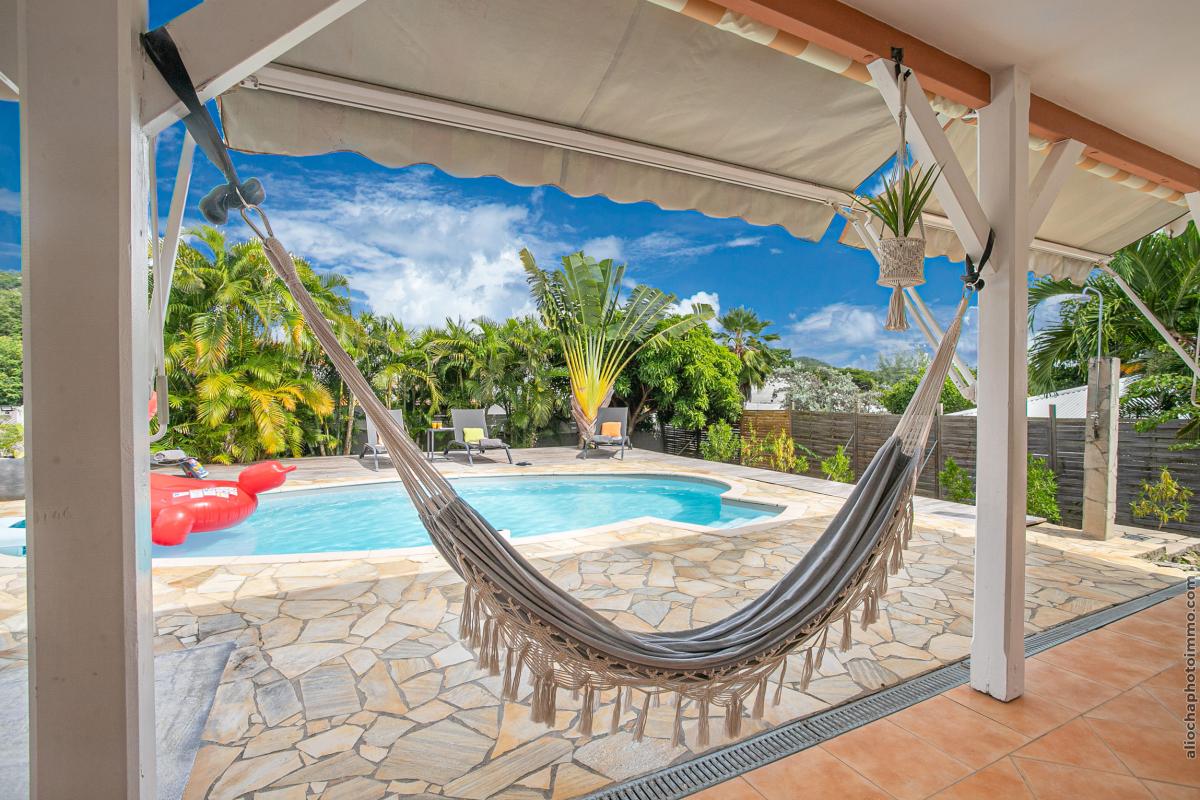 Location-villa-le-Diamant-Martinique-Hamac