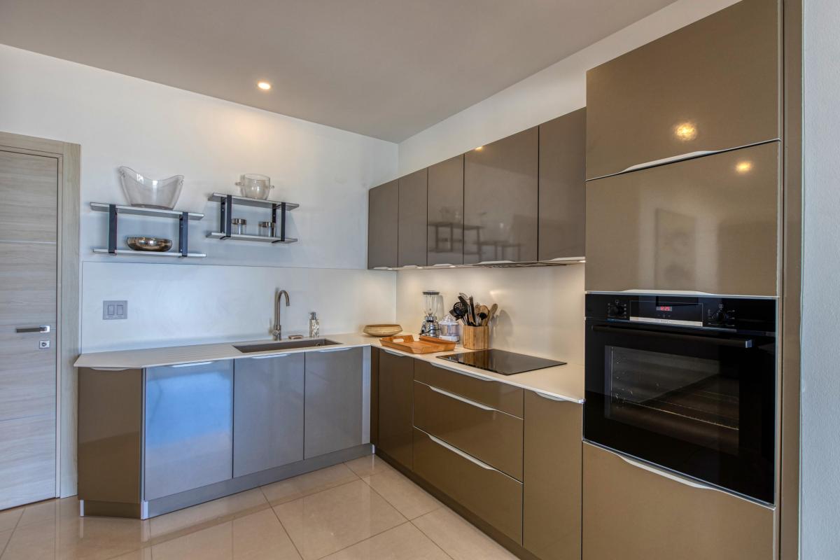 Location villa Alma 4 chambres 8 personnes avec piscine les pieds dans l'eau Beacon Hill Saint Martin