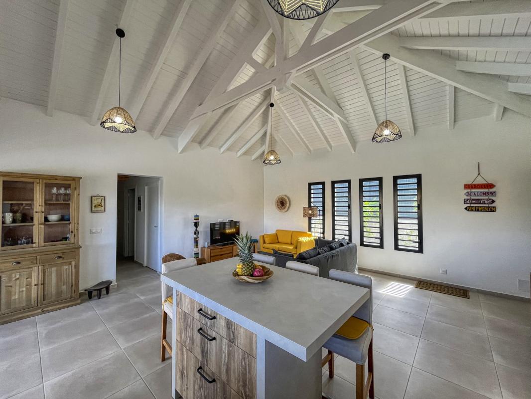 13.Location-villa-piscine-Saint-François-Guadeloupe_Cuisine