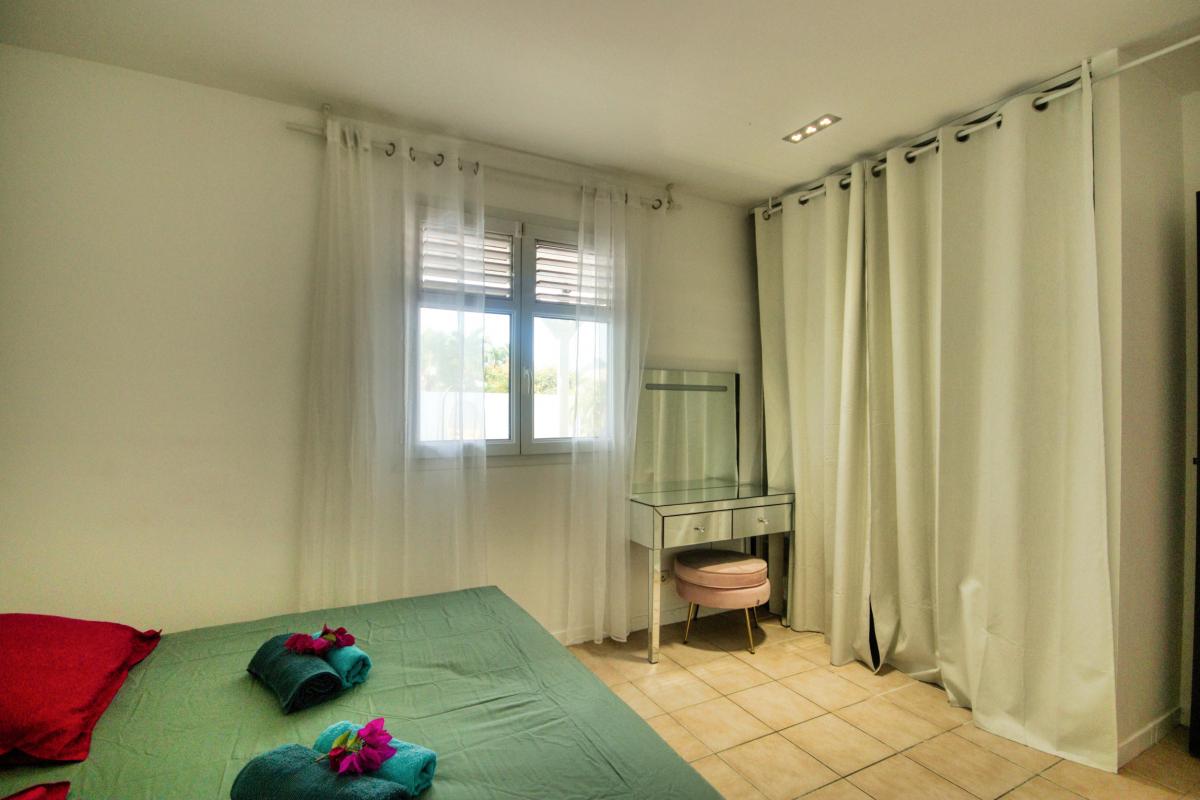 15-Location-villa-Martinique_laChambre-1