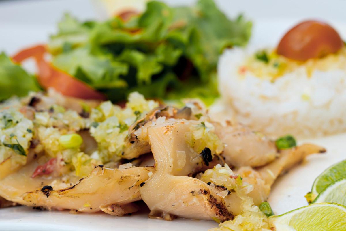 Lambi-et-salade-Plat-Martinique