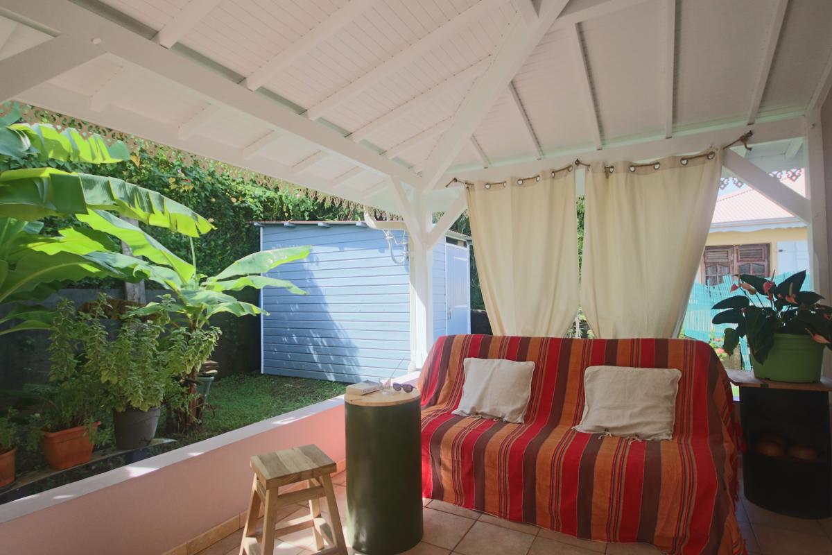 31-Location-villa-martinique_-Espace-de-détente