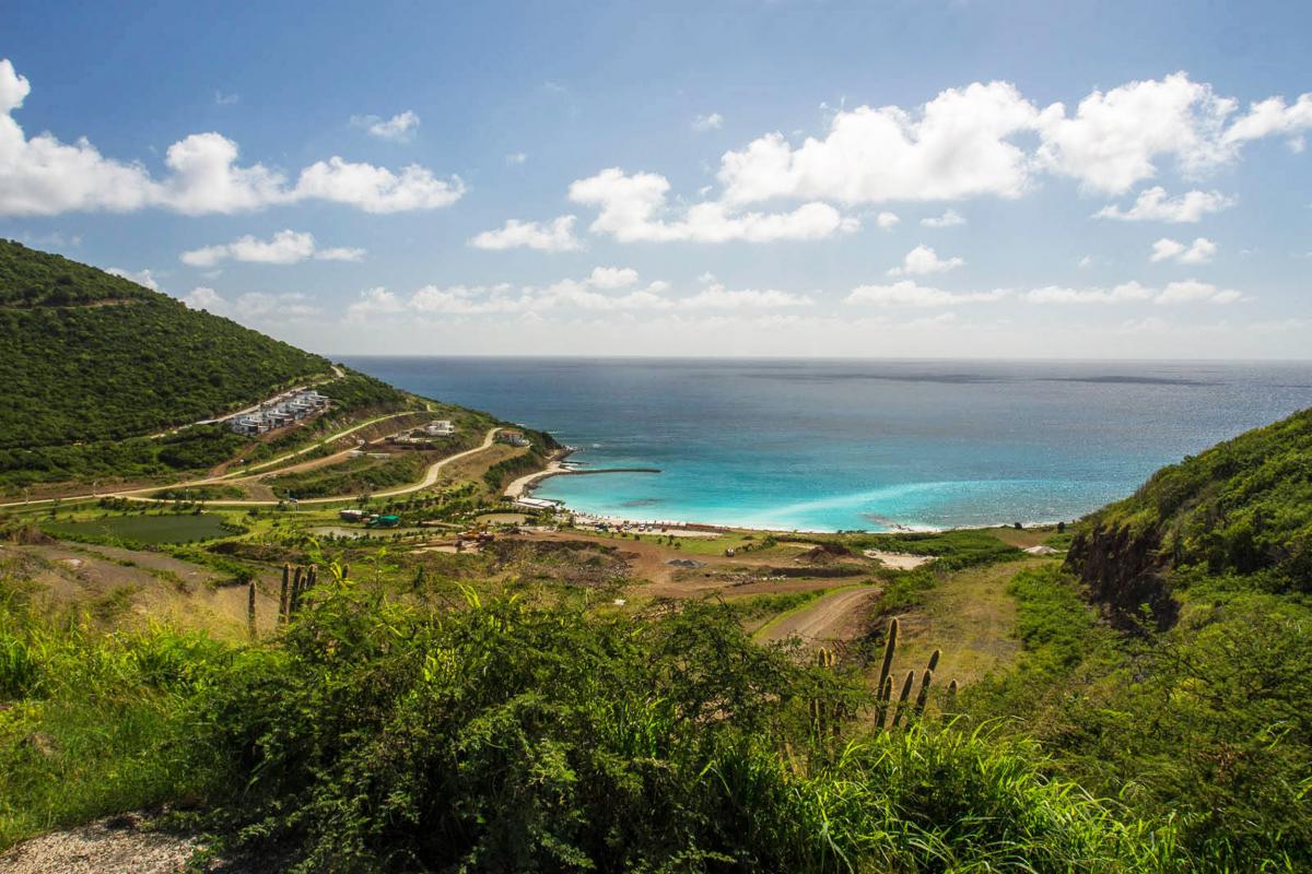 Plage de Cay Bay vue d'ensemble