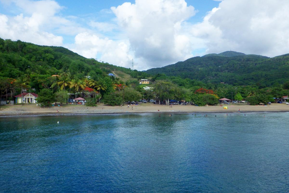 Plage d'Anse Caraïbes - vue d'ensemble