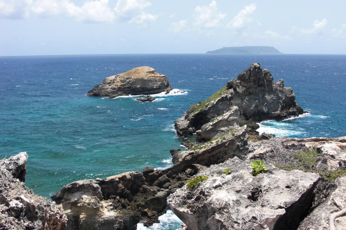 Pointe des Châteaux vue sur la Désirade