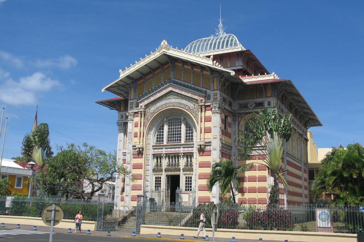 La bibliothéque Schoelcher de Fort de France