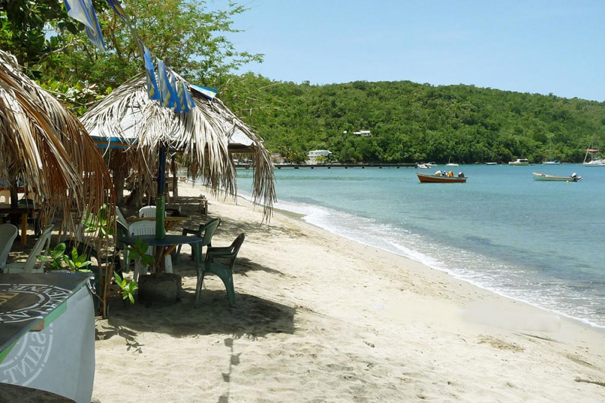Grande Anse d'Arlet beach - Beach restaurant