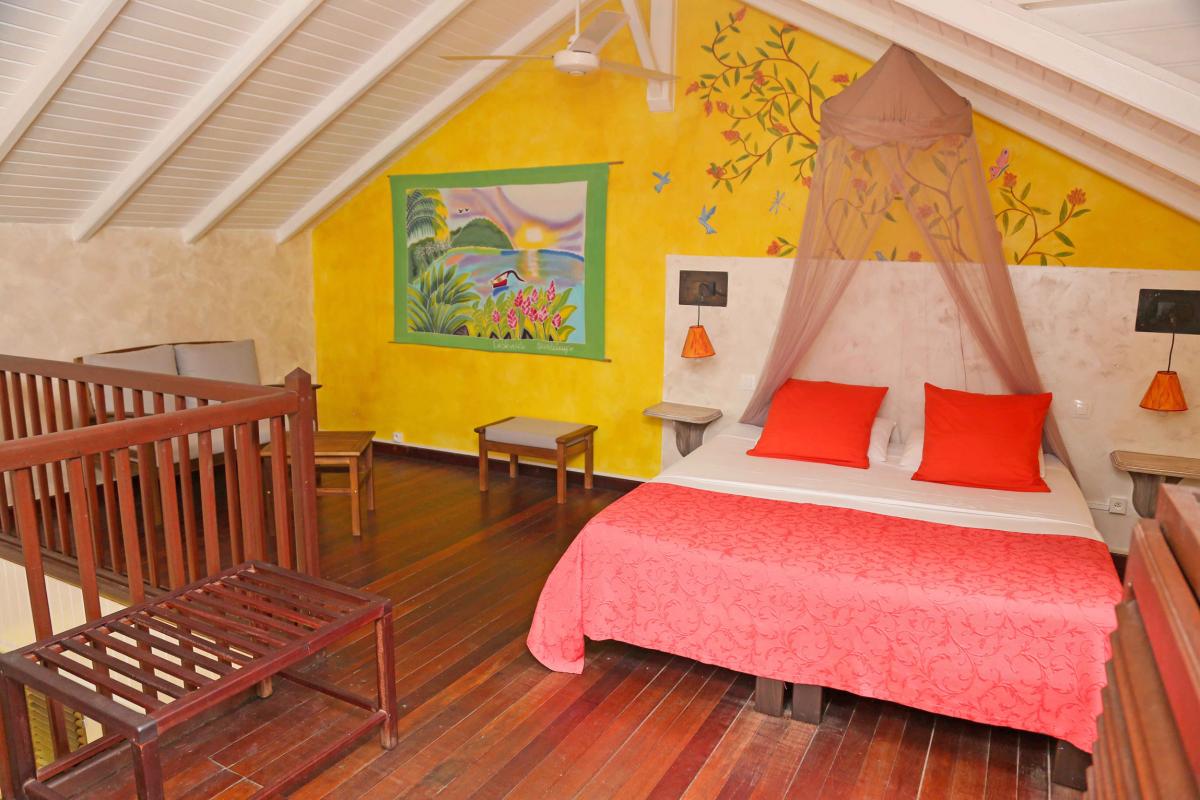 Caraïb' Bay Hotel - Bungalow Duplex bedroom in Mezzanine