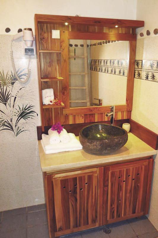 Caraïb' Bay Hotel - bathroom