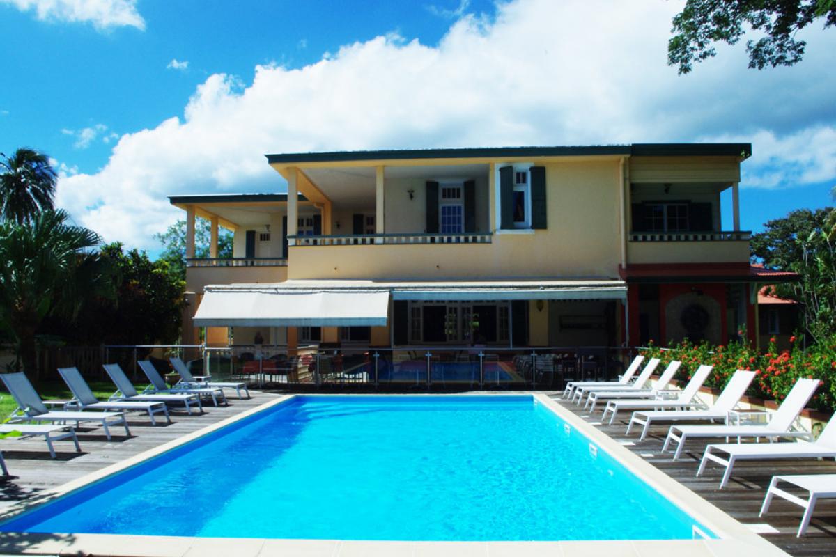 Chambre à louer à l'hôtel de charme l'Habitation du Comté en Guadeloupe