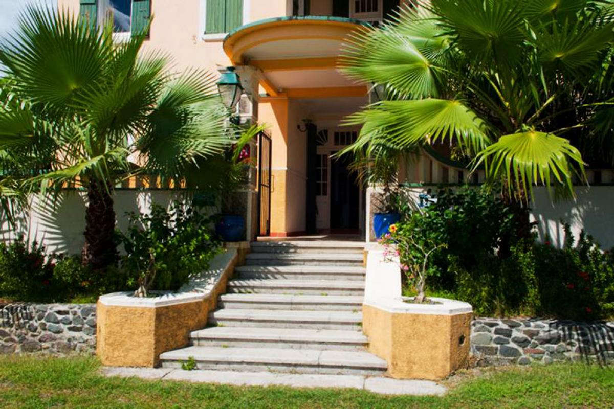 Chambre à louer à l'hôtel de charme l'Habitation du Comté en Guadeloupe