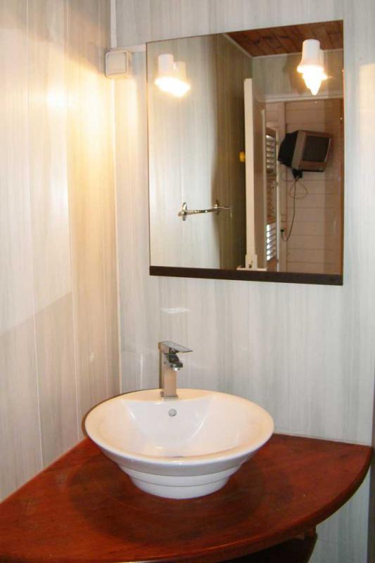 Hotel Martinique - Le Manguier - Bathroom with shower