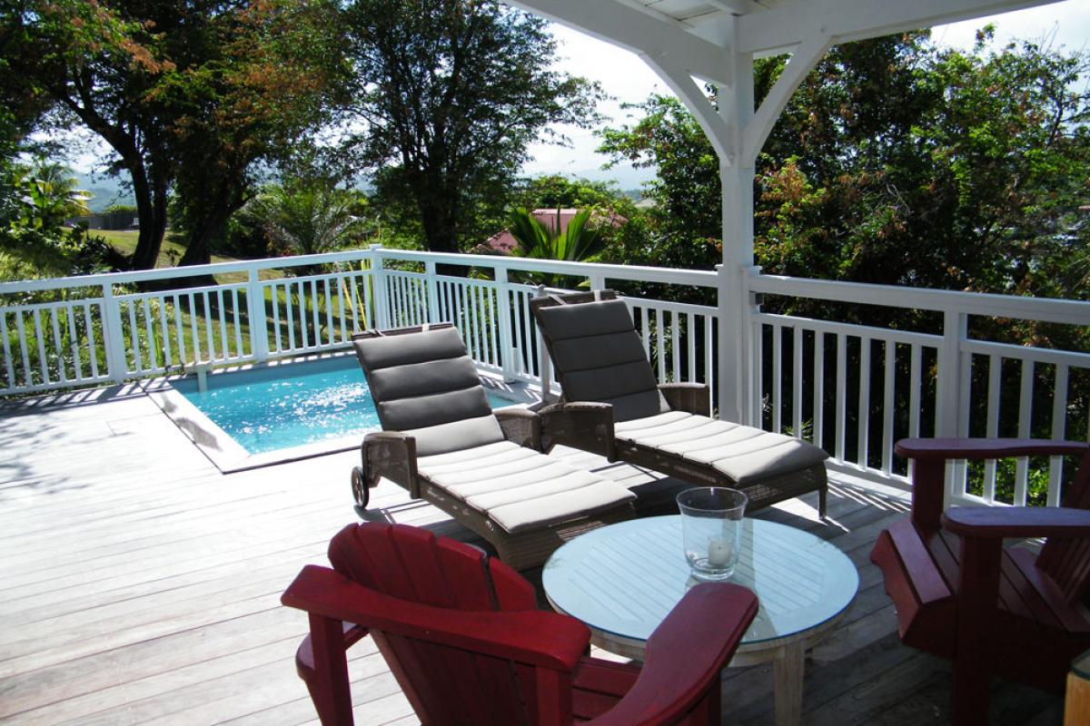 Terrasse et piscine duplex