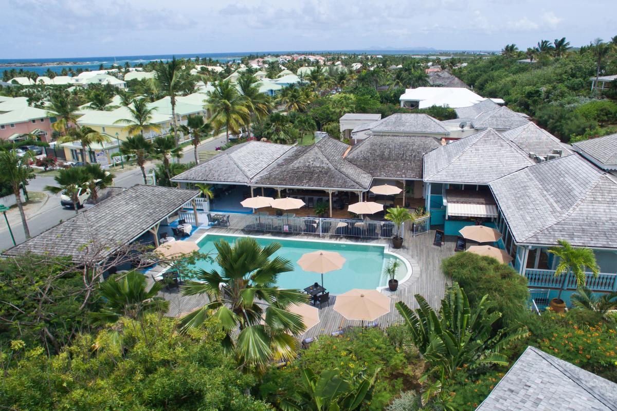 Hôtel La Plantation - Vue d'ensemble piscine 